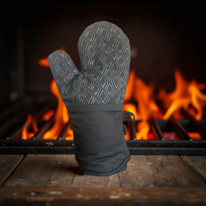 BBQ Blondie Serendipio Tanoreen Oven Glove - Image 3